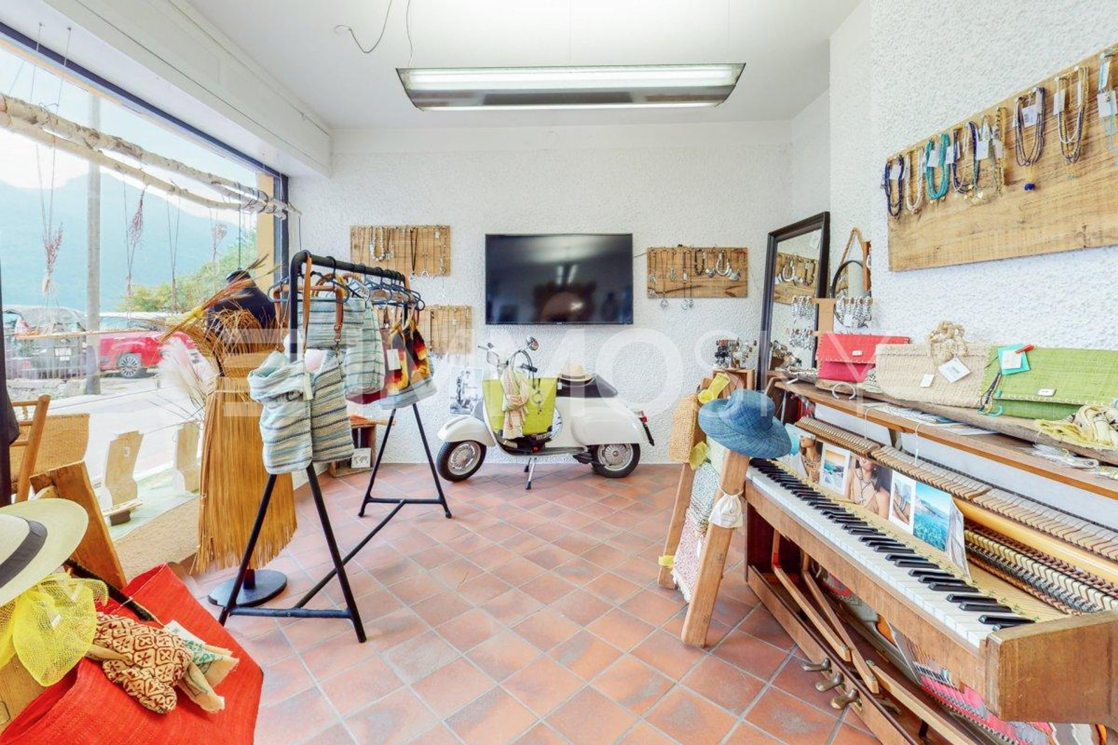 Attività in zona perfetta,occasione commerciale - Bild 3