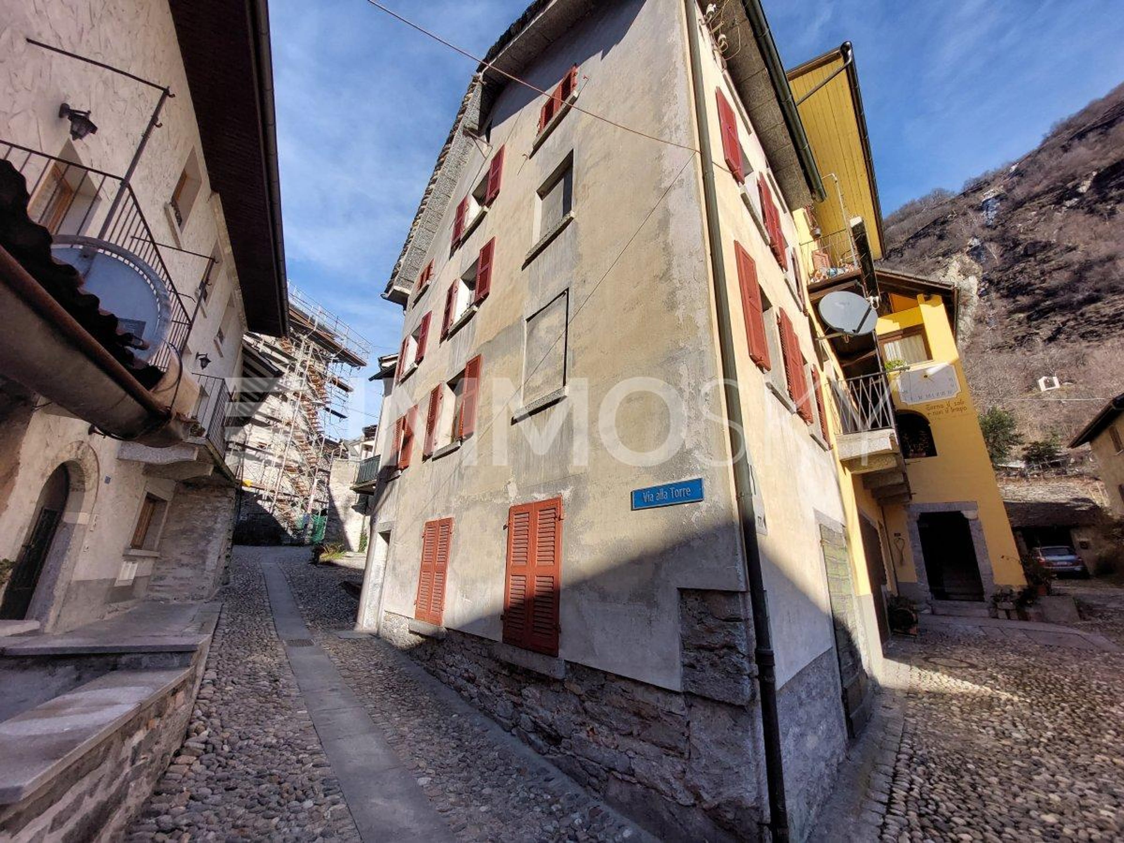 Tipica casa Ticinese nel borgo vecchio - Bild 1