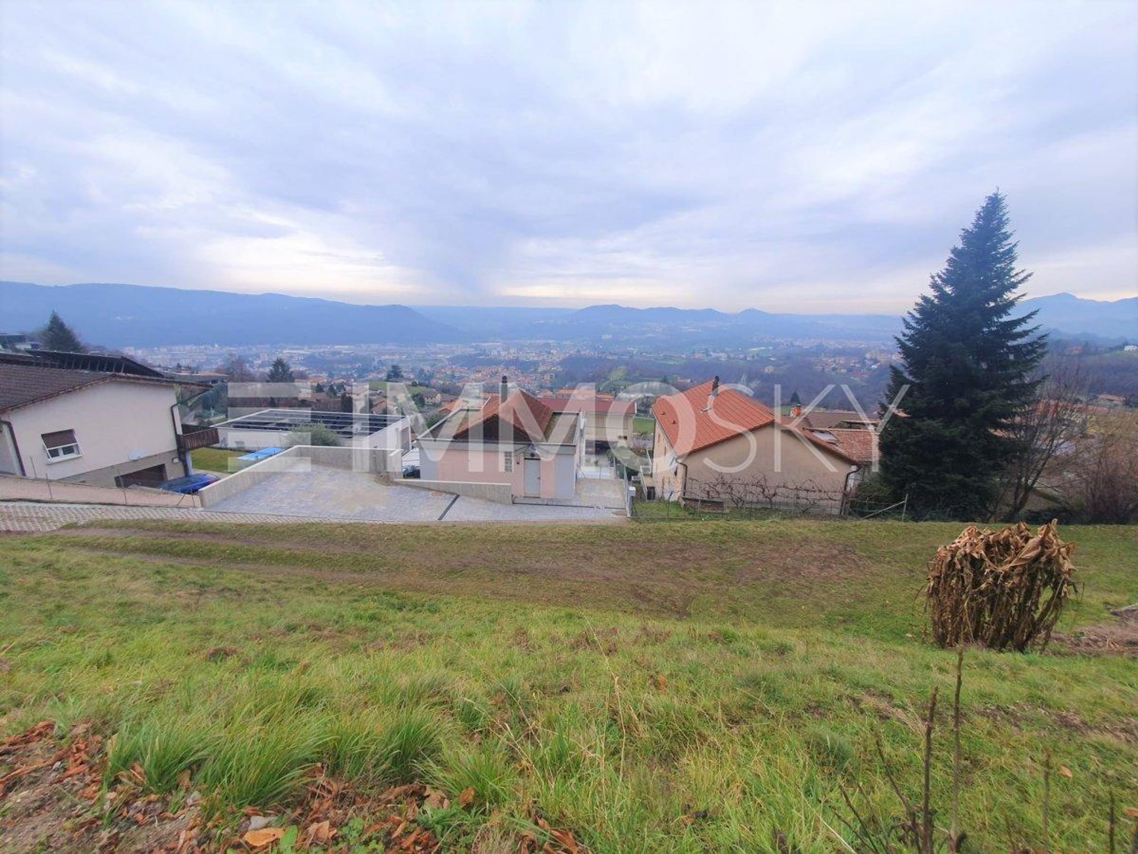 Per costruttori, edifica in zona residenziale con bella vista aperta - Bild 3