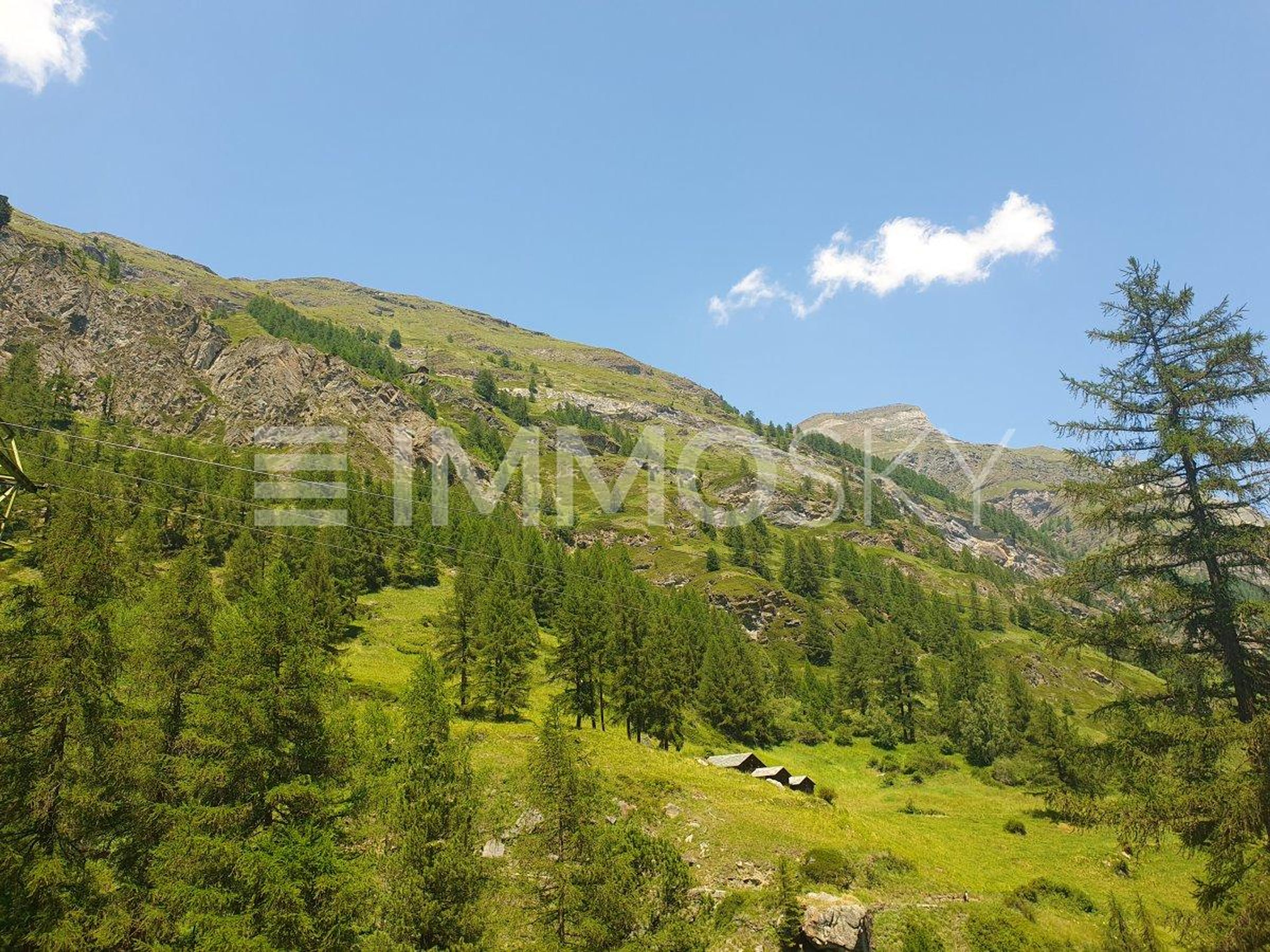 Bauland neben der Skipiste - Bild 4