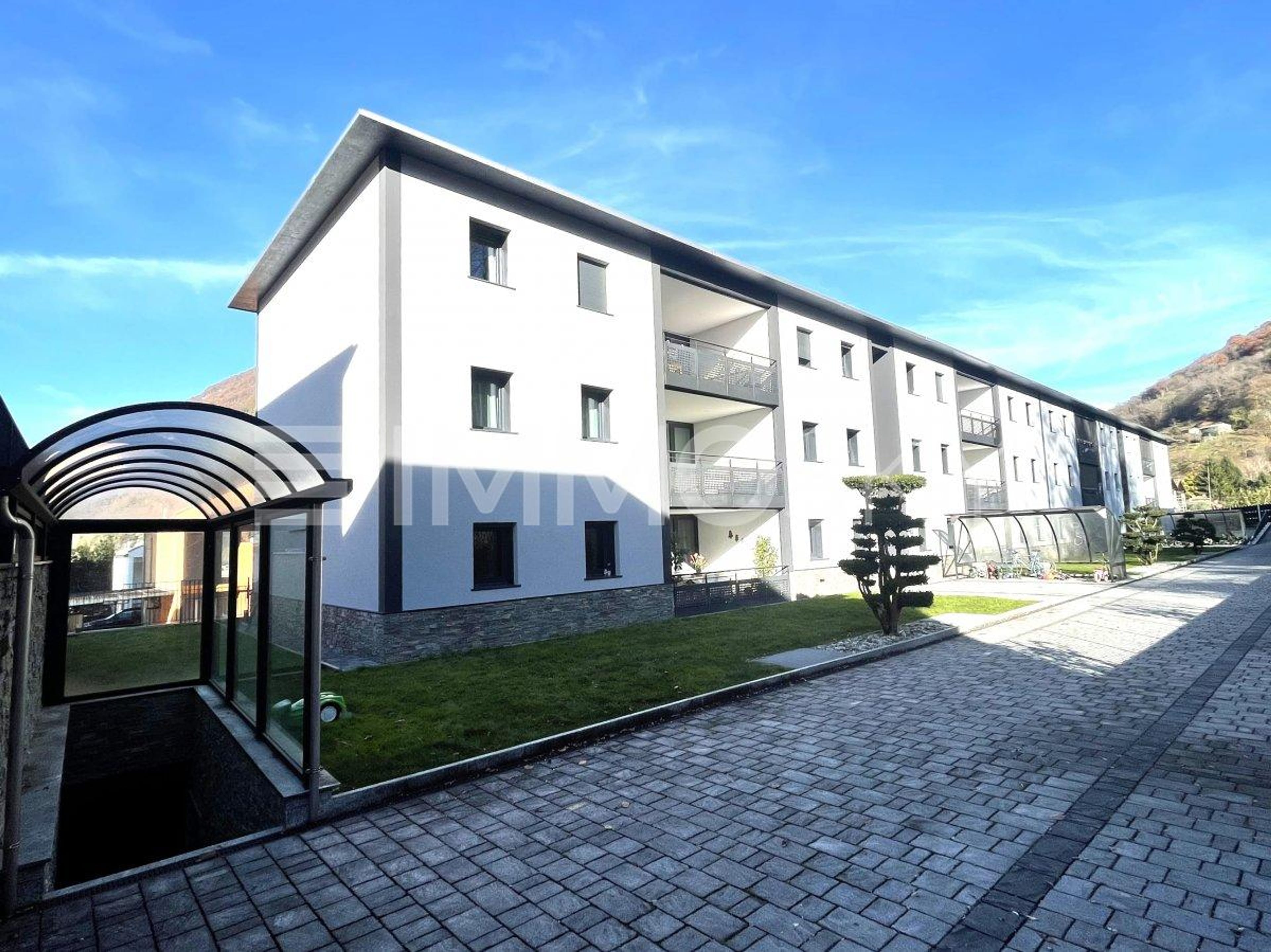 Moderna palazzina a reddito, finiture d pregio, modernità ed eleganza - Bild 2