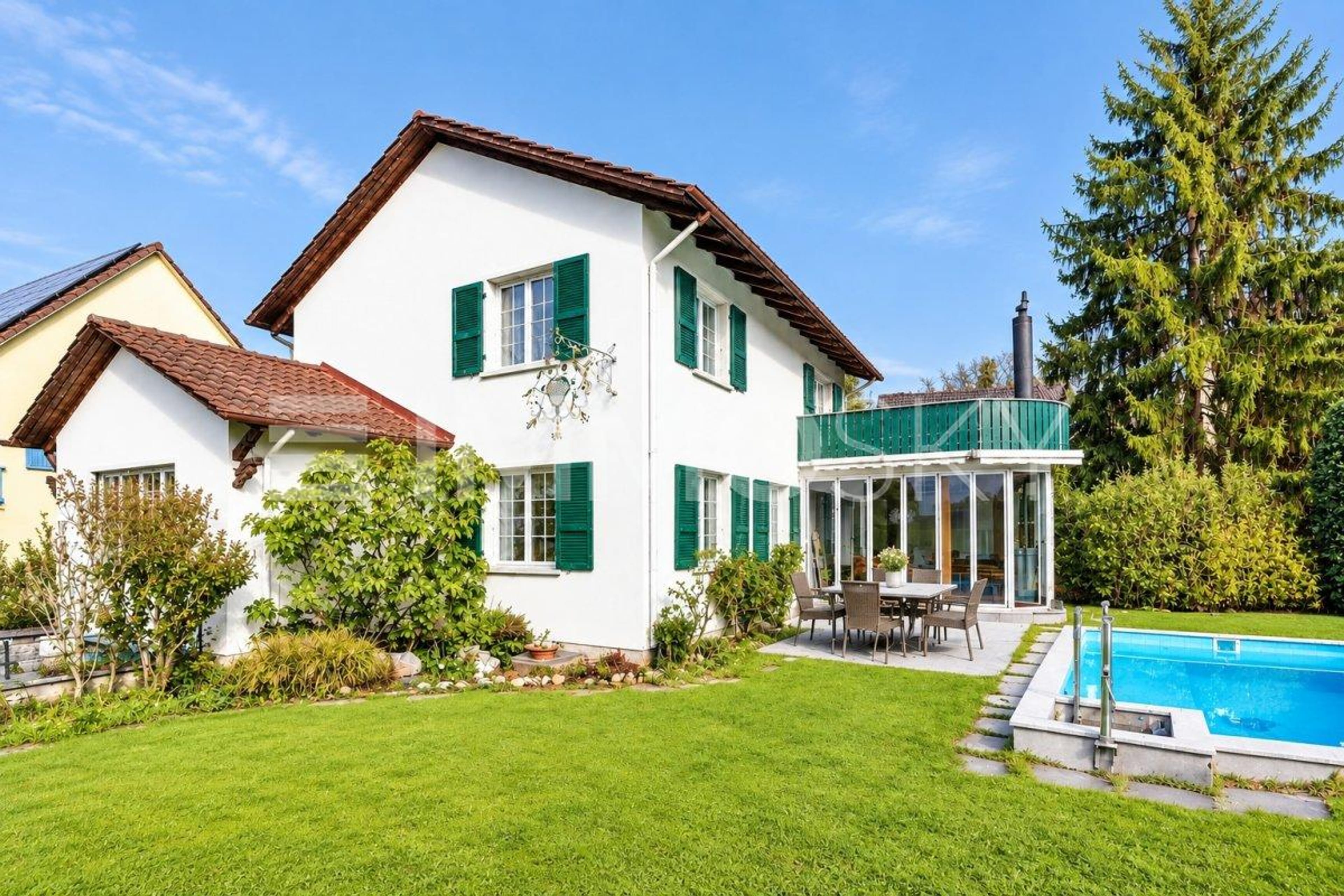 Familientraum mit Gartenparadies und viel Entwicklungspotenzial - Bild 1