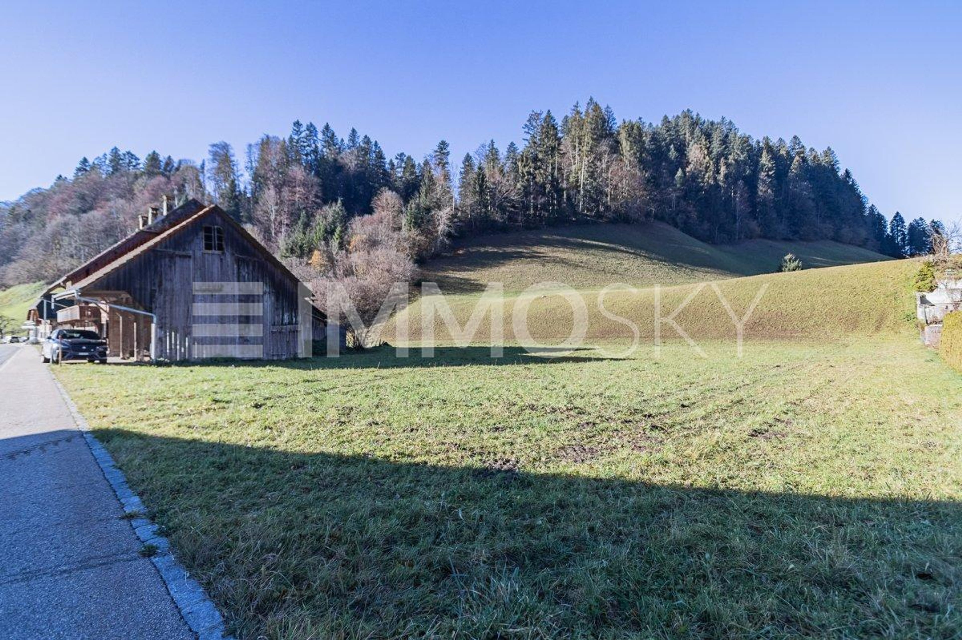 Zwischen Felder und Bergen - Bild 4