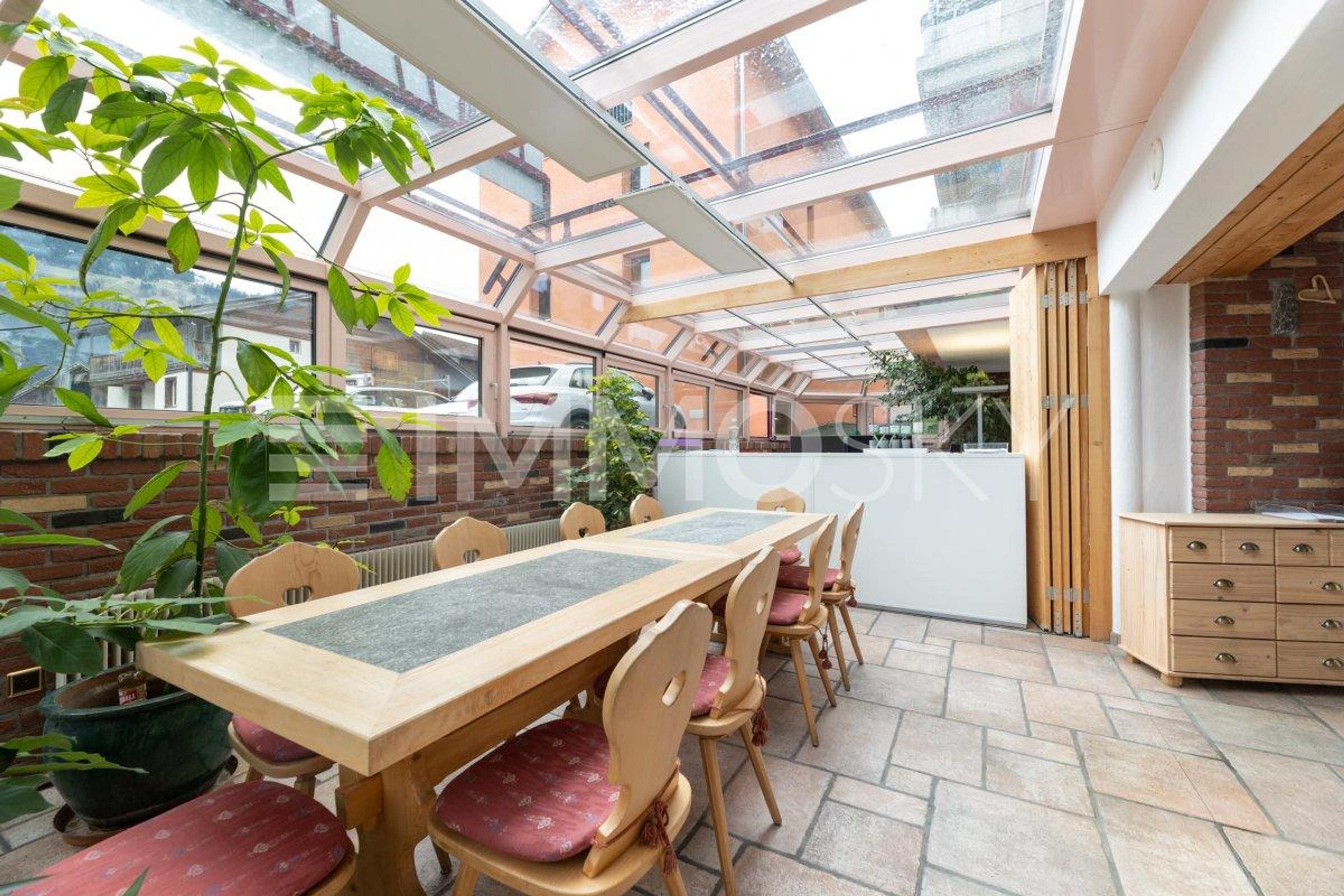 Investieren Sie in die Zukunft: Restaurant mit Wohnraum-Potenzial - Bild 3
