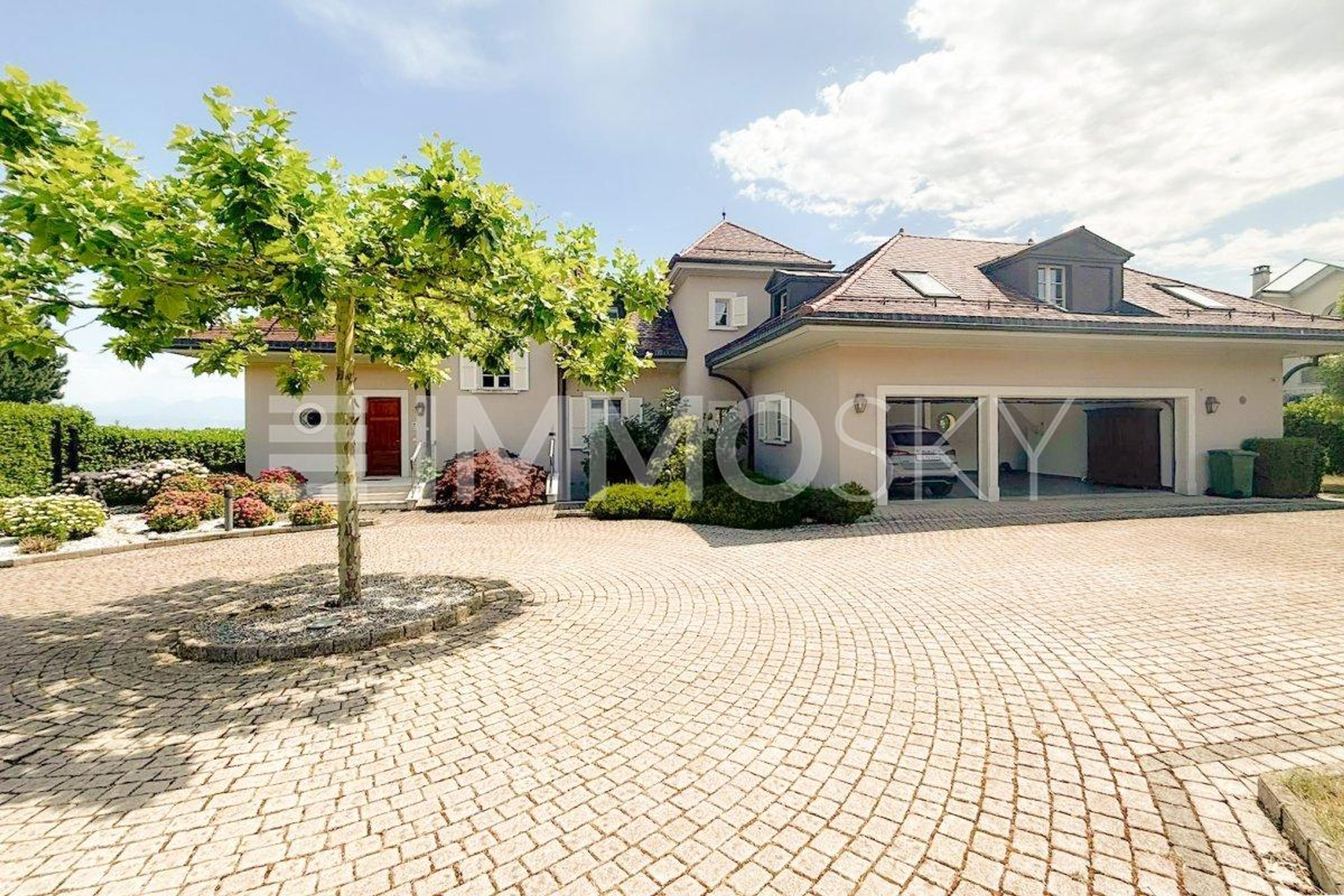 Au coeur de Mont-sur-Rolle : Maison d'exception - 1