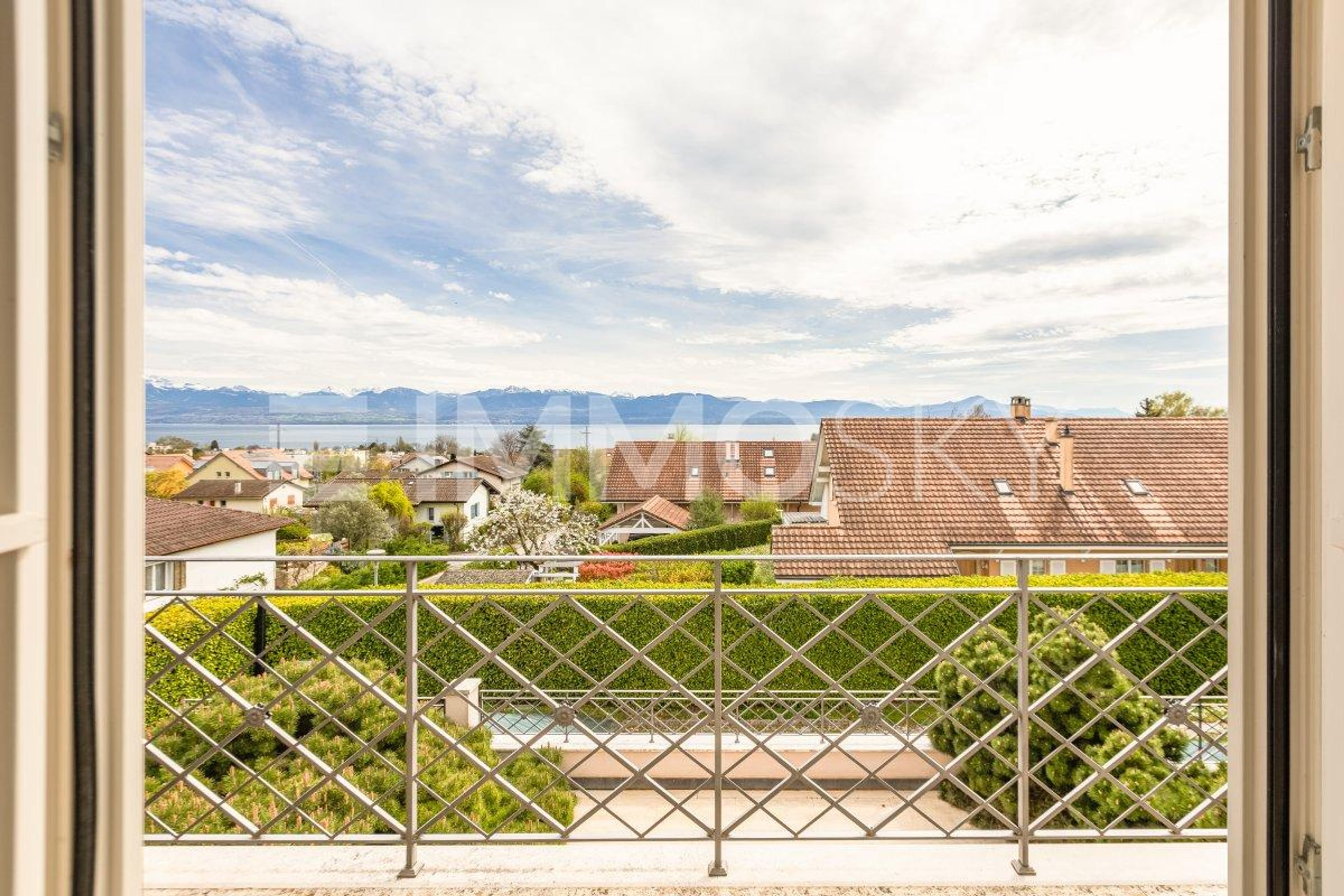 Au coeur de Mont-sur-Rolle : Maison d'exception - 3