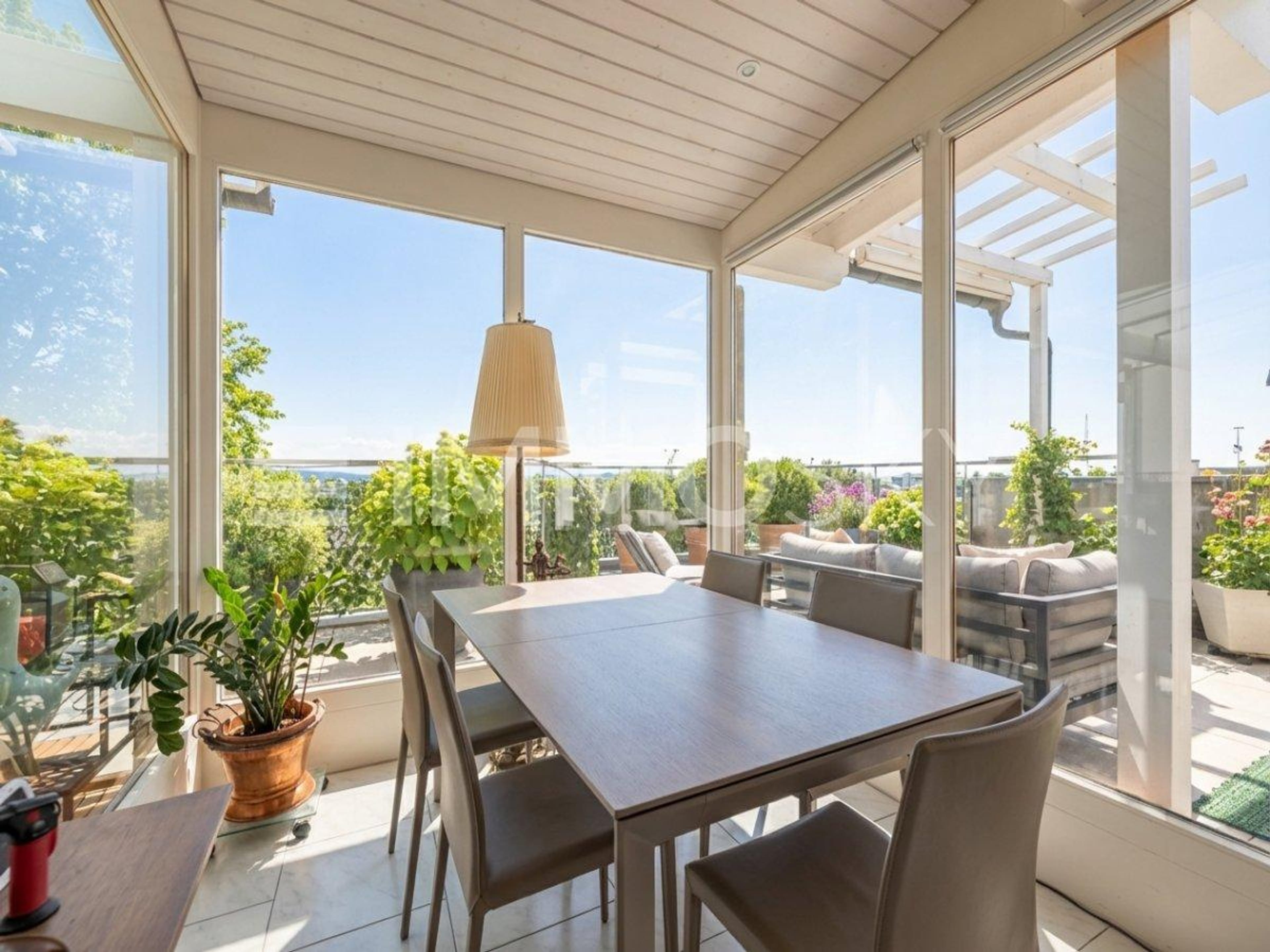 Ein Logenplatz über den Dächern-Penthouse mit grosser Terrasse - Bild 4