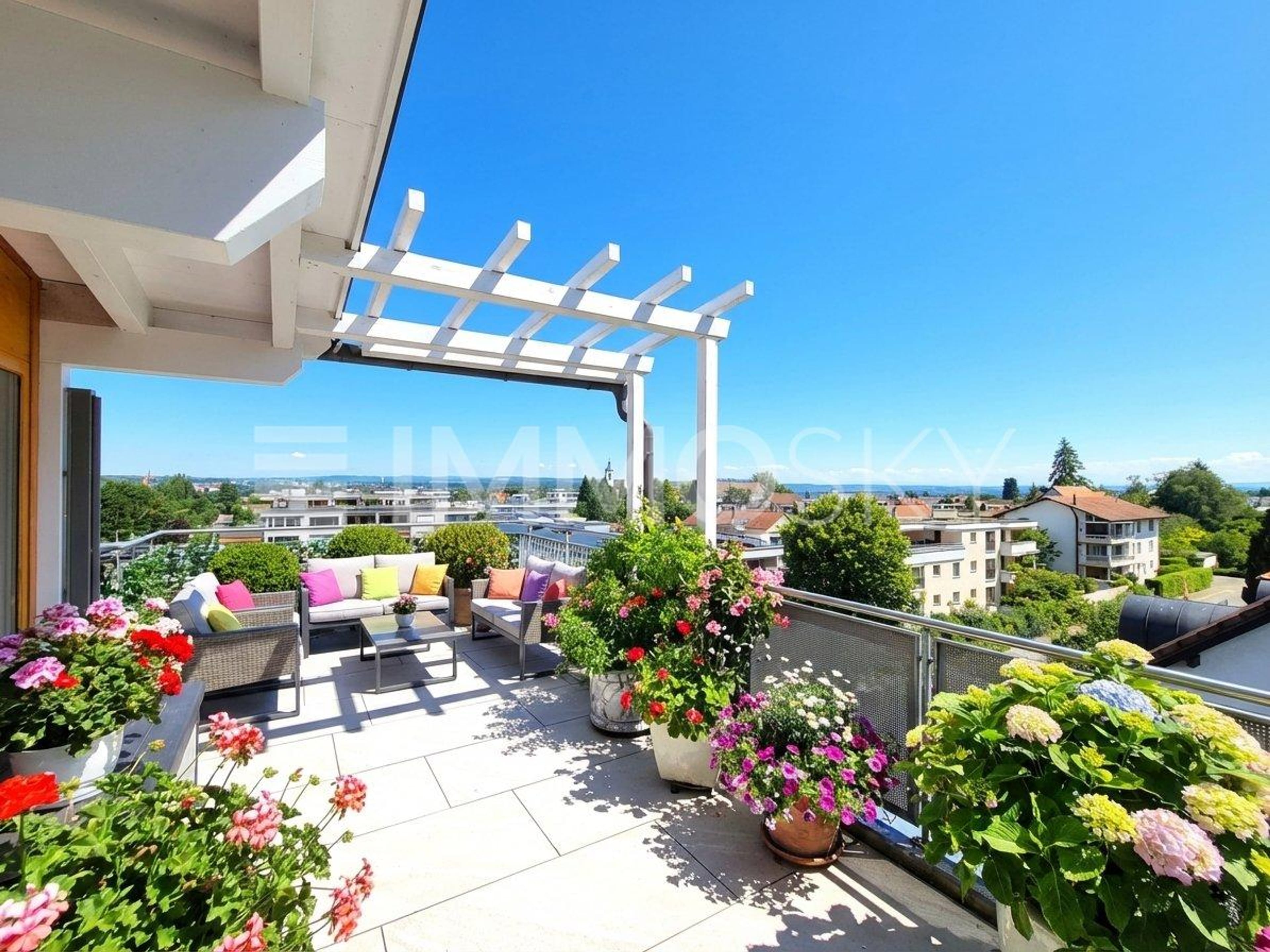 Ein Logenplatz über den Dächern-Penthouse mit grosser Terrasse - Bild 2