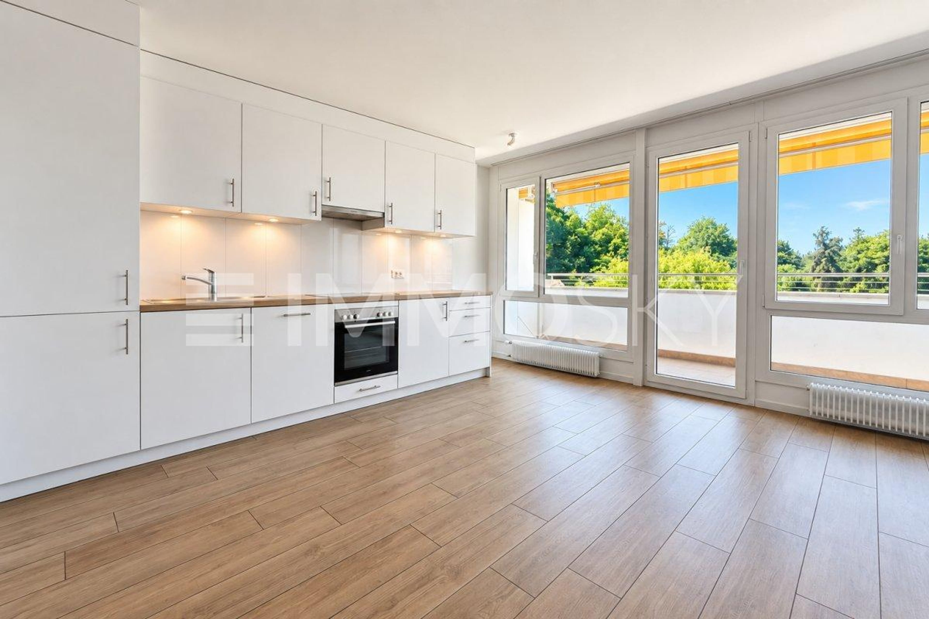 Magnifique 4.5 entièrement rénové aux portes de Montreux - Bild 2