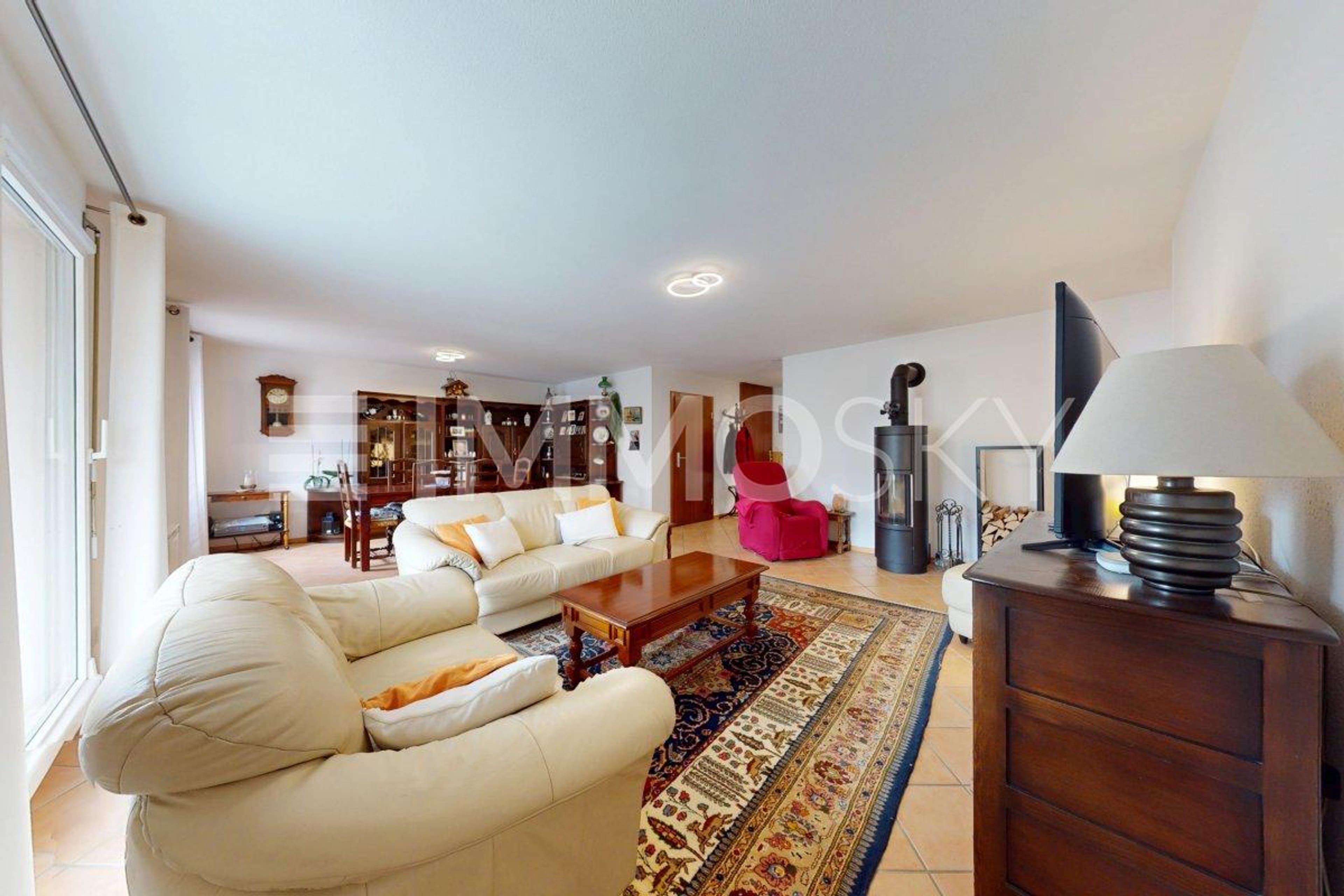Spacieux appartement dans un quartier calme - Bild 2
