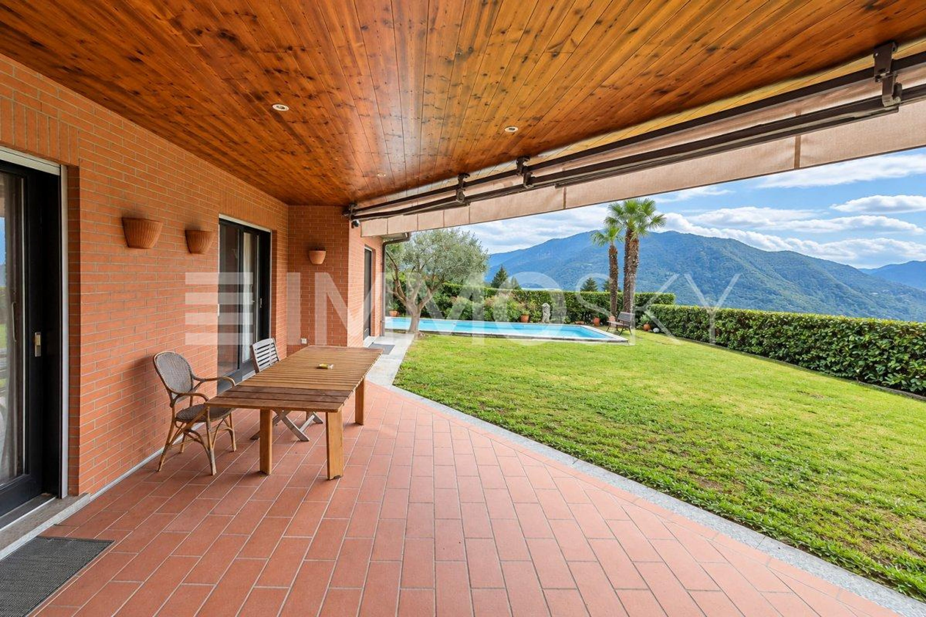 Oasi di pace con vista lago e piscina - Bild 3