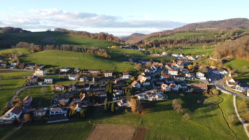 Grosszügiges Bauland, sonnig und ruhig in Hauenstein zu kaufen