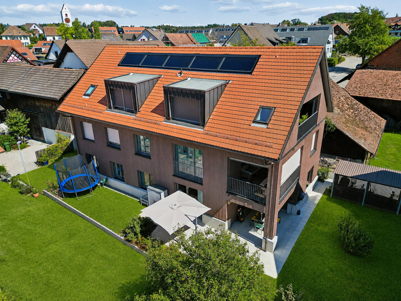 Zentral, ruhig und lichtdurchflutet - Ihr neues Zuhause im Herzen von Hettlingen